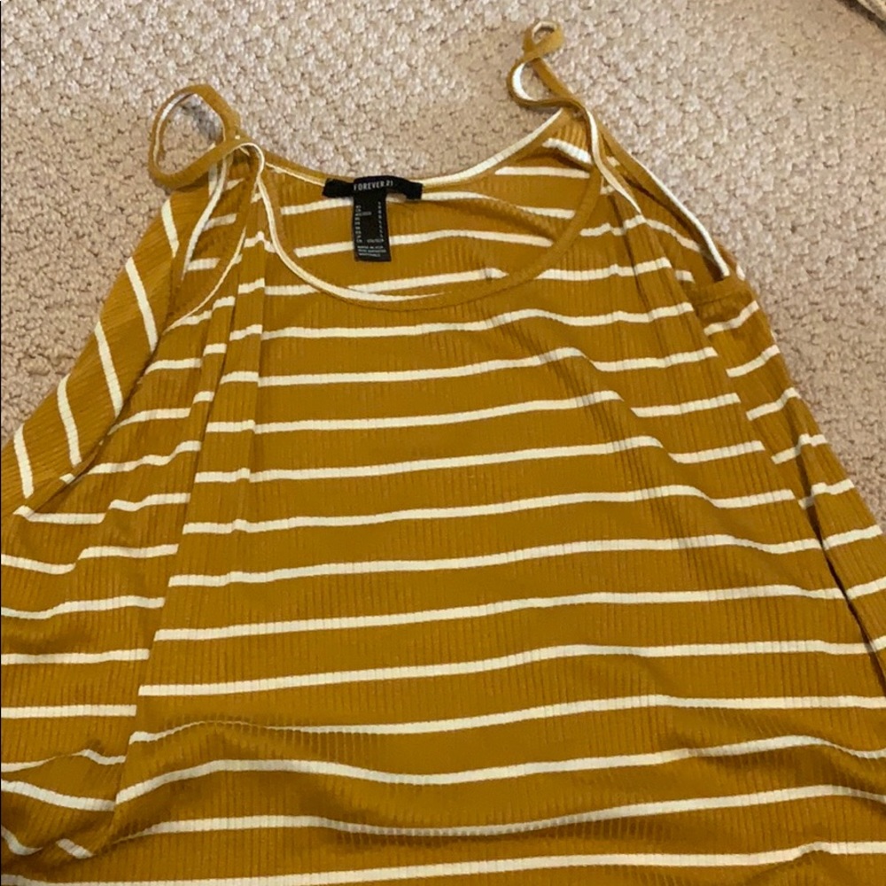 Loose fitted tank never worn
